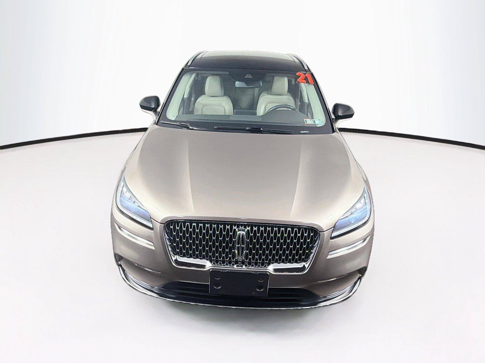 Used 2021 Lincoln Corsair AWD w/ Premium Package image 13