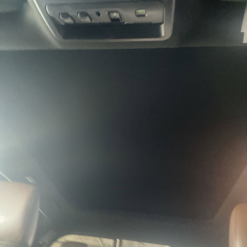 Certified 2023 Nissan Titan Platinum Reserve w/ Moonroof Package image 8