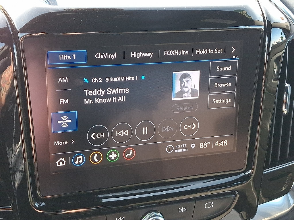 Certified 2022 Chevrolet Traverse LT FWD image 17
