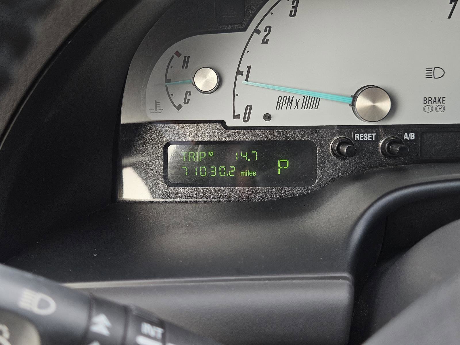 Used 2002 Ford Thunderbird RWD image 14