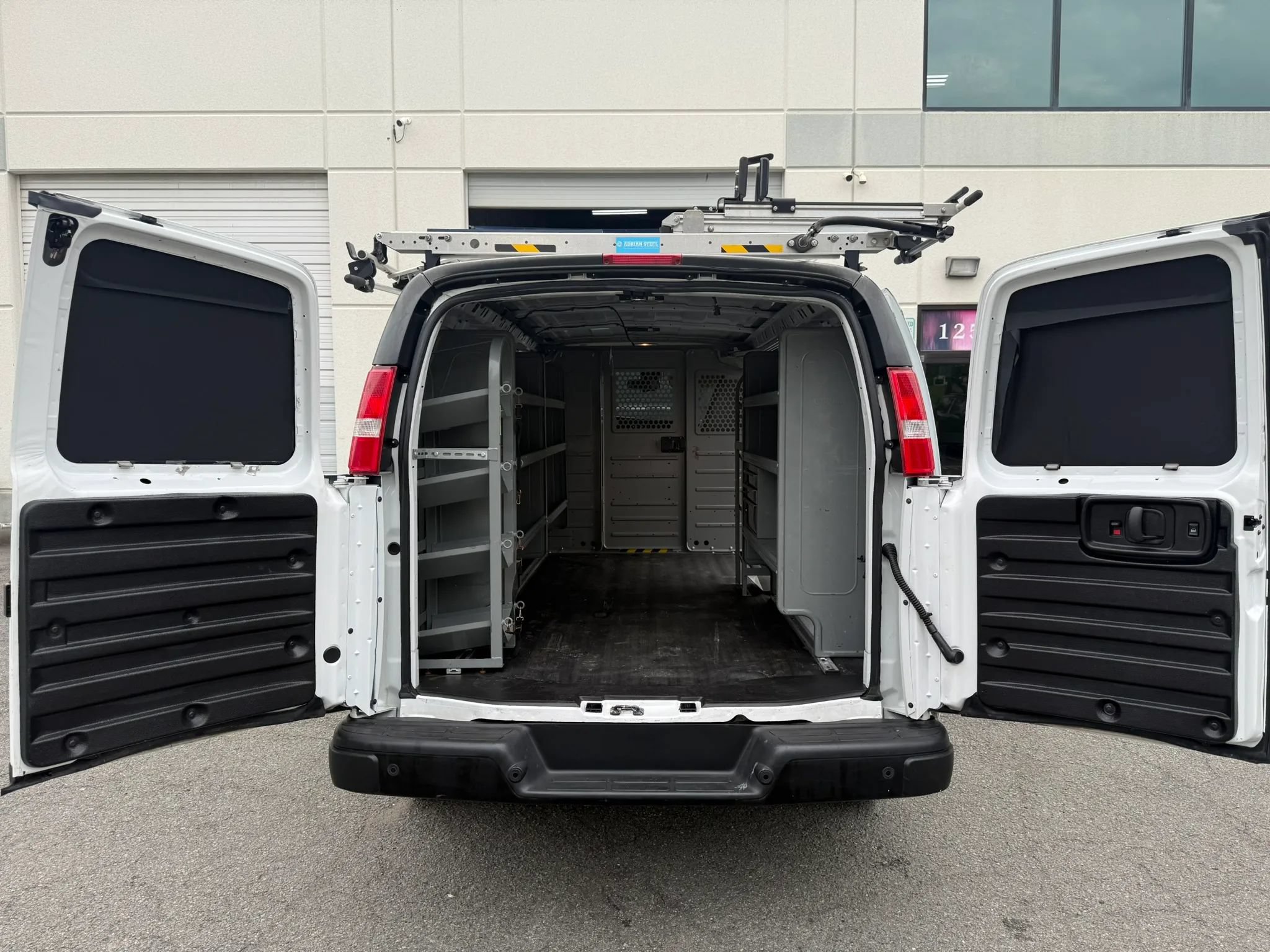 Used 2019 Chevrolet Express 2500 w/ Driver Convenience Package RWD image 16