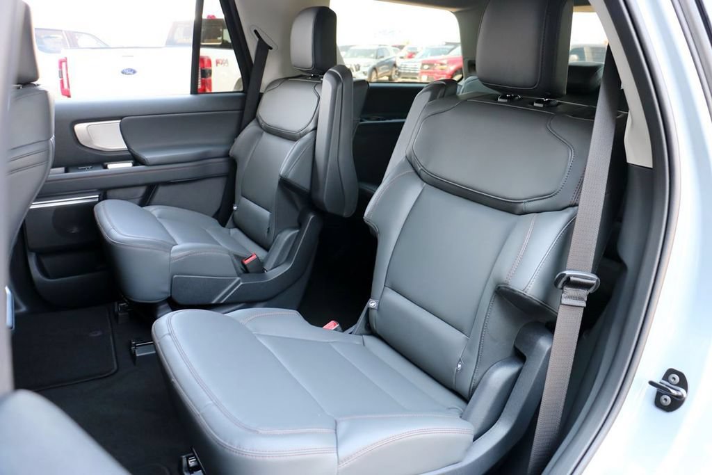 New 2025 Ford Expedition Active AWD/4WD image 20