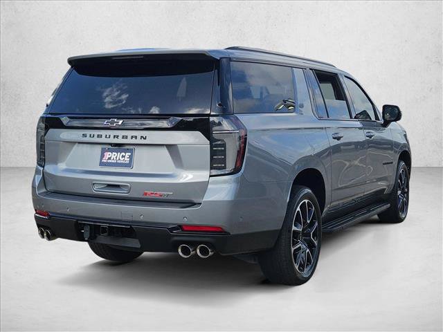 Used 2025 Chevrolet Suburban RST w/ Comfort Package RWD image 5