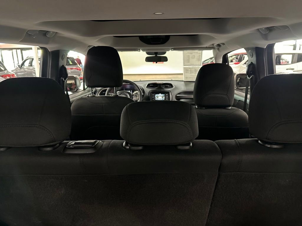 Used 2017 Jeep Renegade Sport w/ Power & Air Group image 28