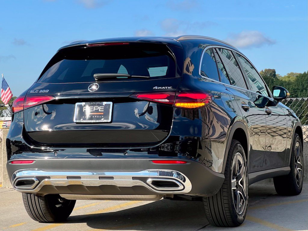 Used 2026 Mercedes-Benz GLC 300 4MATIC image 7