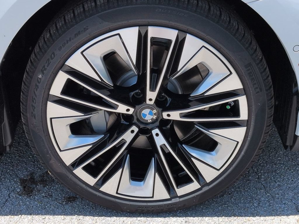 New 2027 BMW 530i w/ Premium Package RWD image 11