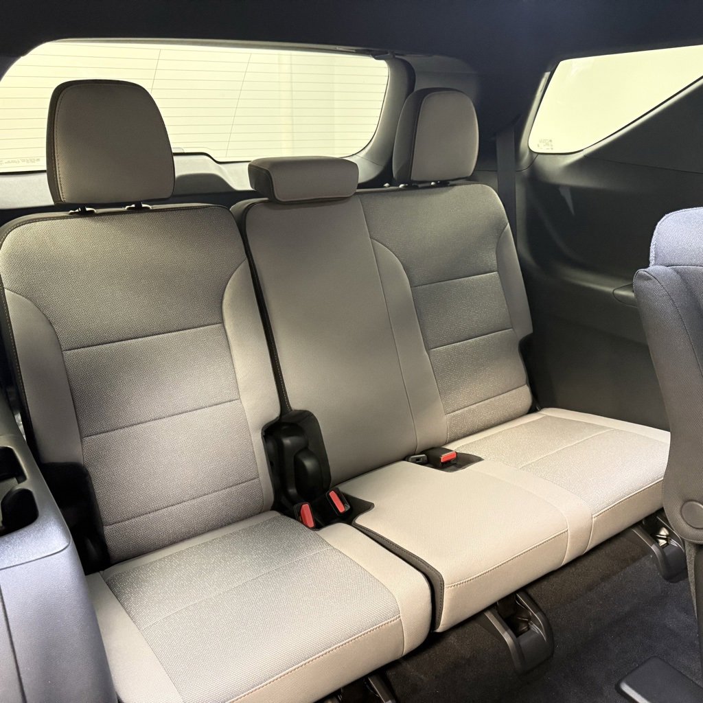 New 2026 Chevrolet Traverse LT image 19