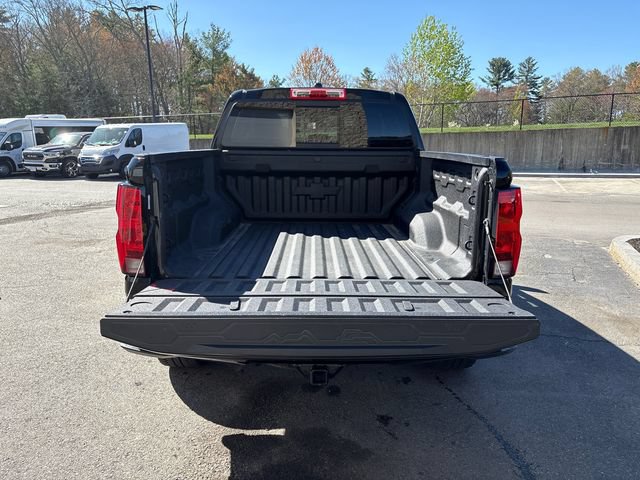 Certified 2023 Chevrolet Colorado Trail Boss w/ Advanced Trailering Package AWD/4WD image 13