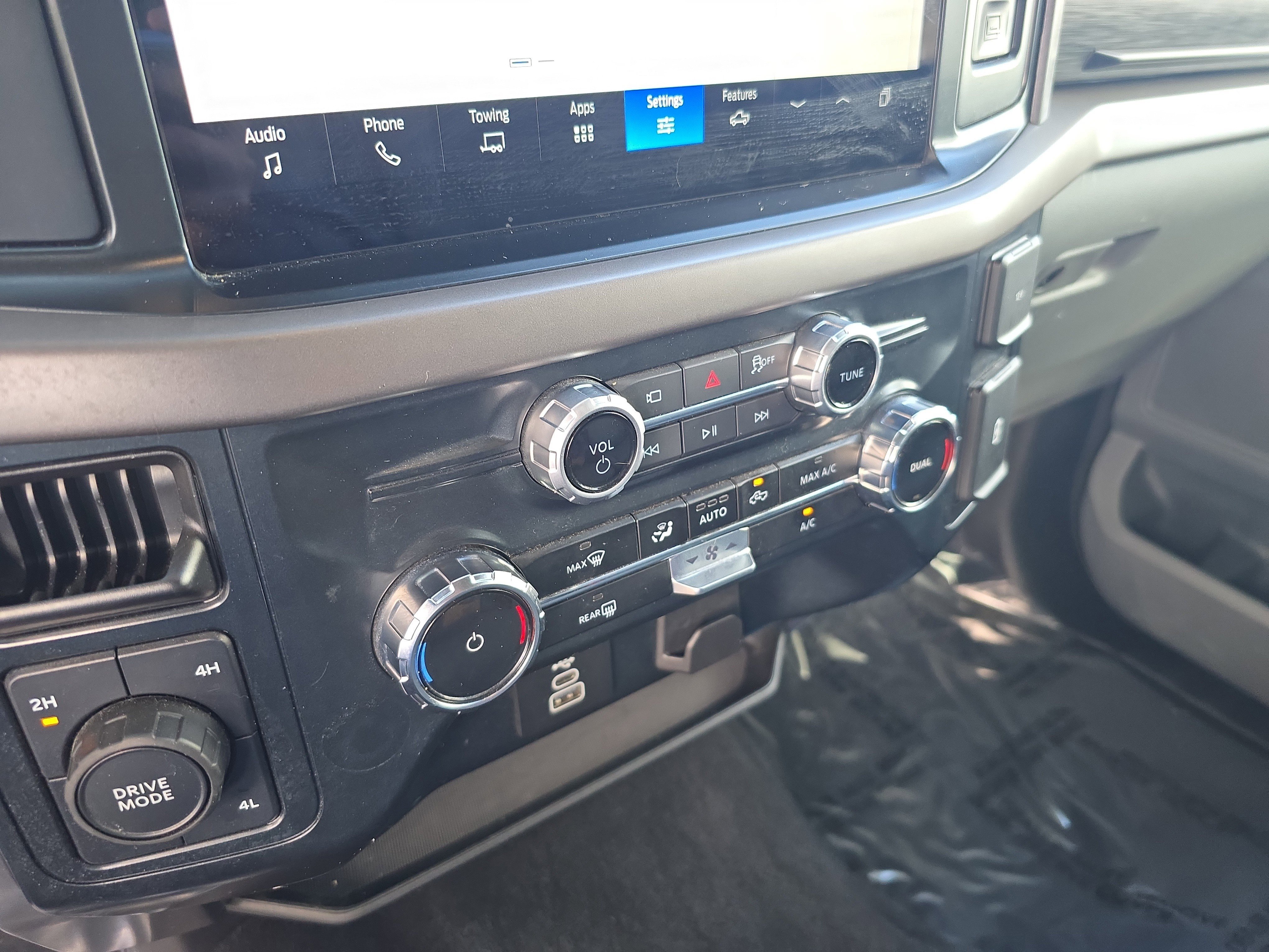 Used 2025 Ford F150 XLT w/ Equipment Group 301A Standard image 21