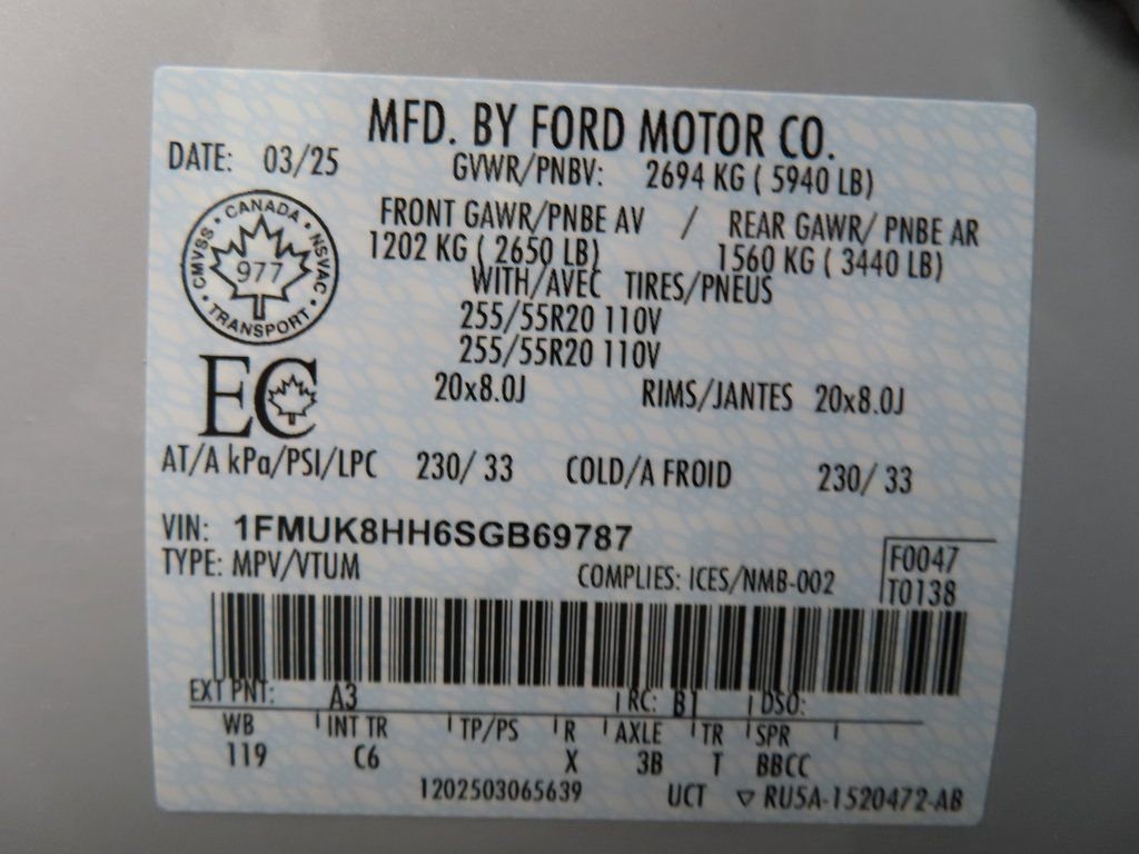 Used 2025 Ford Explorer Platinum image 60