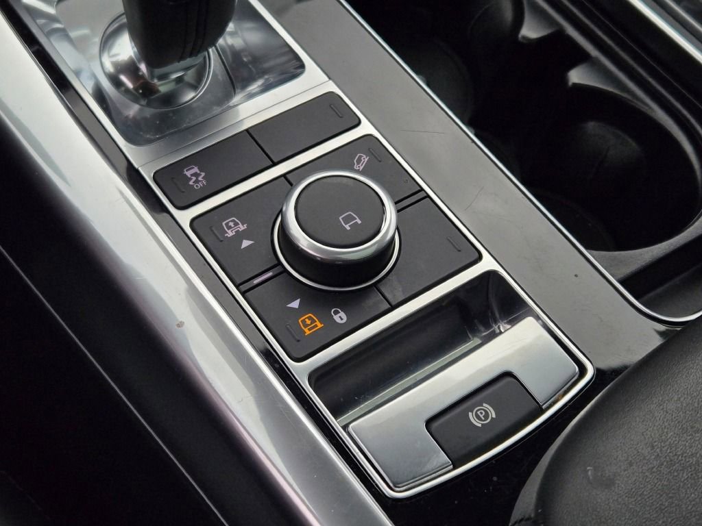 Used 2022 Land Rover Range Rover Sport HSE Silver Edition image 27