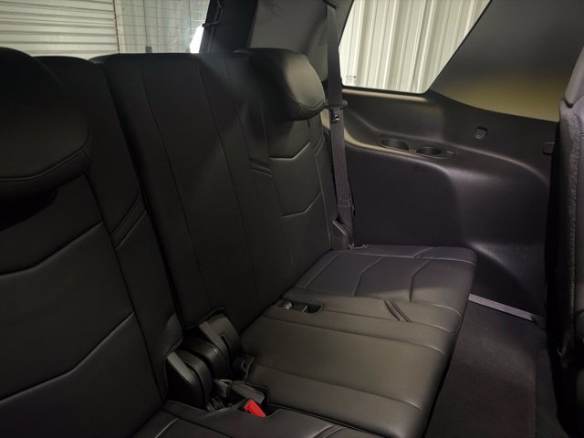 Used 2017 Cadillac Escalade Premium Luxury RWD image 20