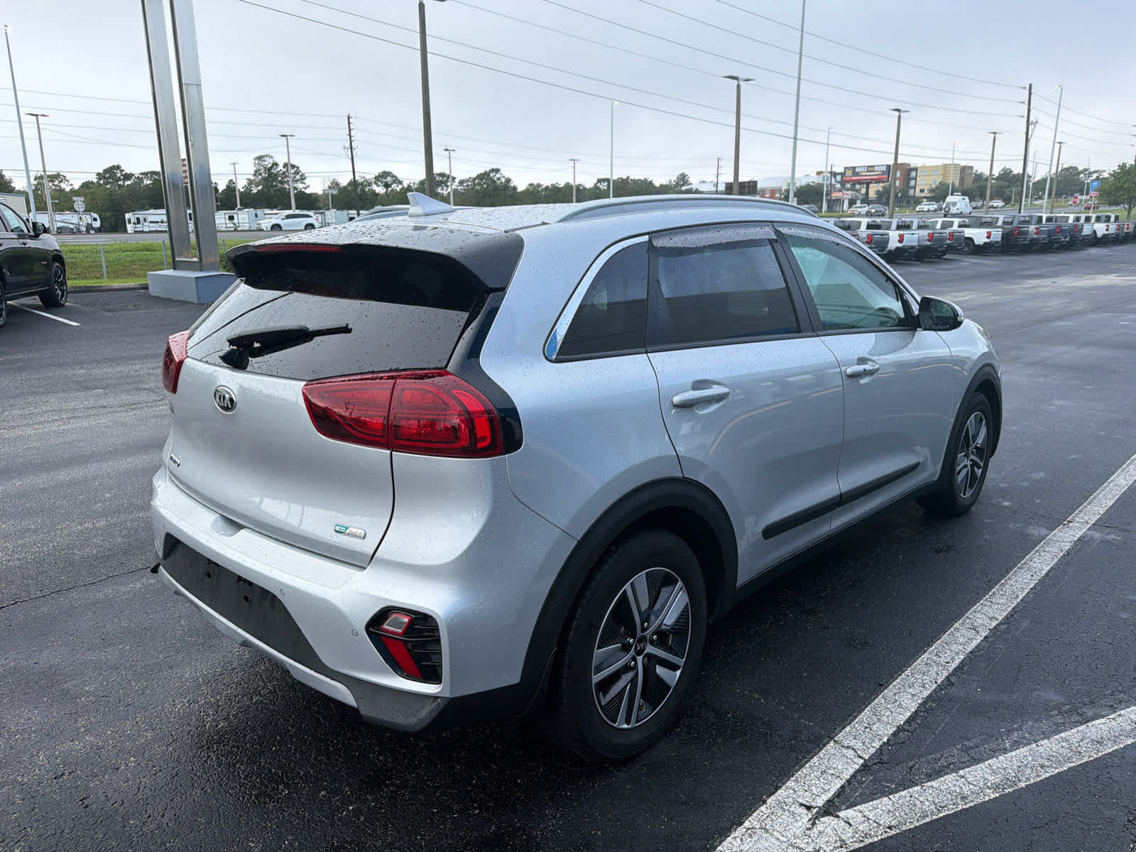 Used 2021 Kia Niro EX Premium FWD image 5