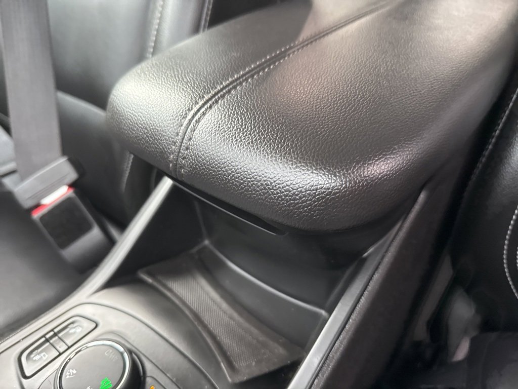 Used 2024 GMC Terrain SLT image 37