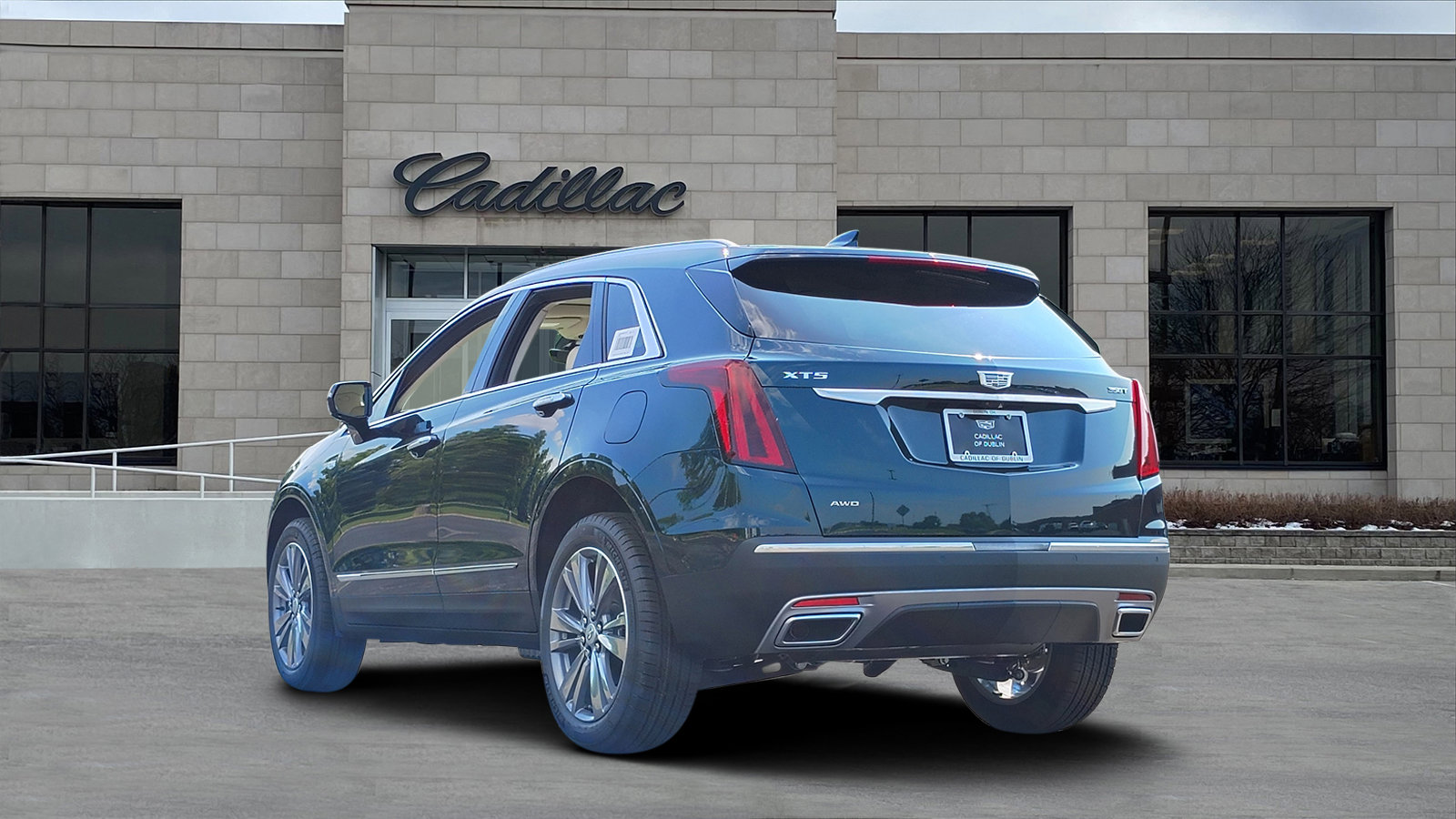 New 2025 Cadillac XT5 Premium Luxury w/ Technology Package image 4