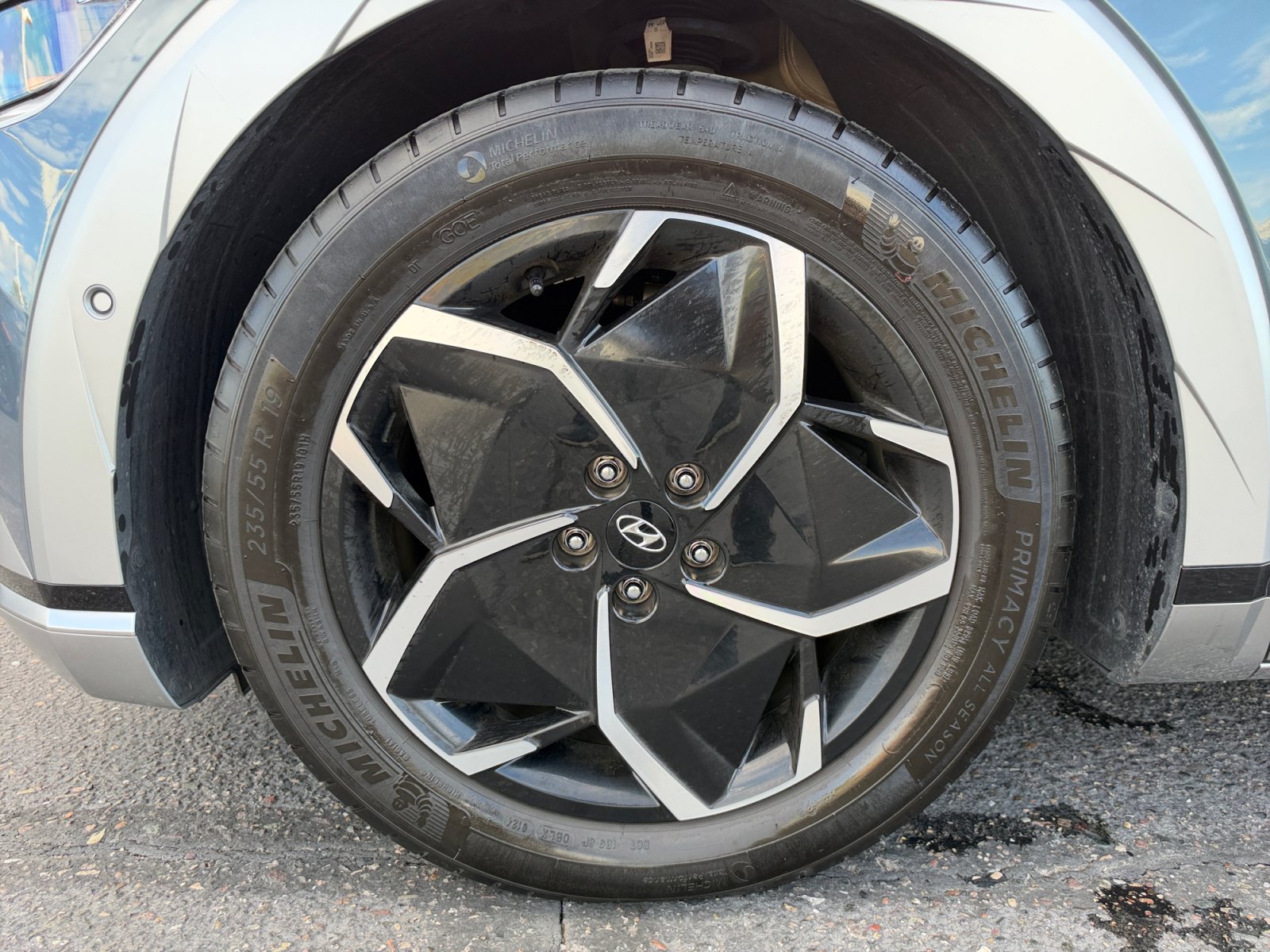 Certified 2024 Hyundai Ioniq 5 Limited RWD image 26