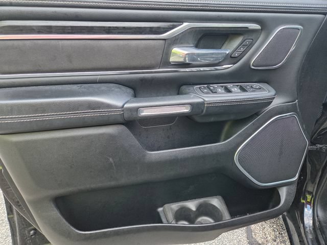 Used 2023 RAM 1500 Laramie AWD/4WD image 9