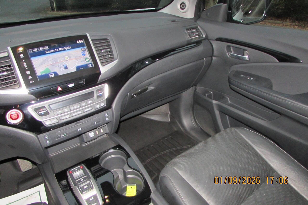 Used 2017 Honda Pilot Elite image 21