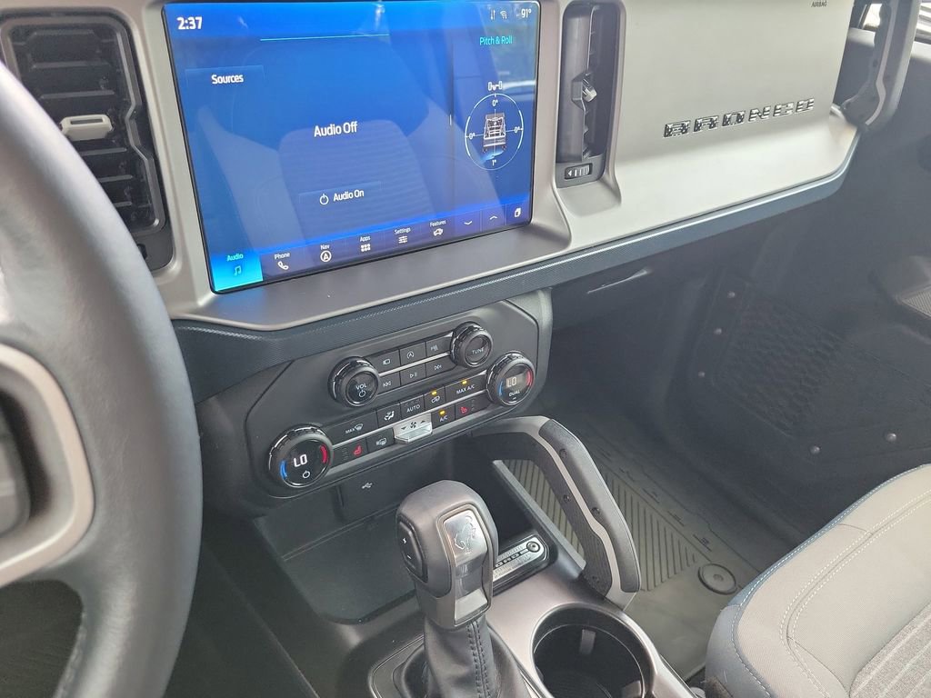 Used 2023 Ford Bronco Outer Banks AWD/4WD image 24