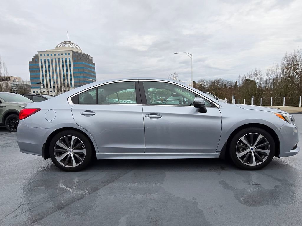 Used 2016 Subaru Legacy 2.5i Limited image 2