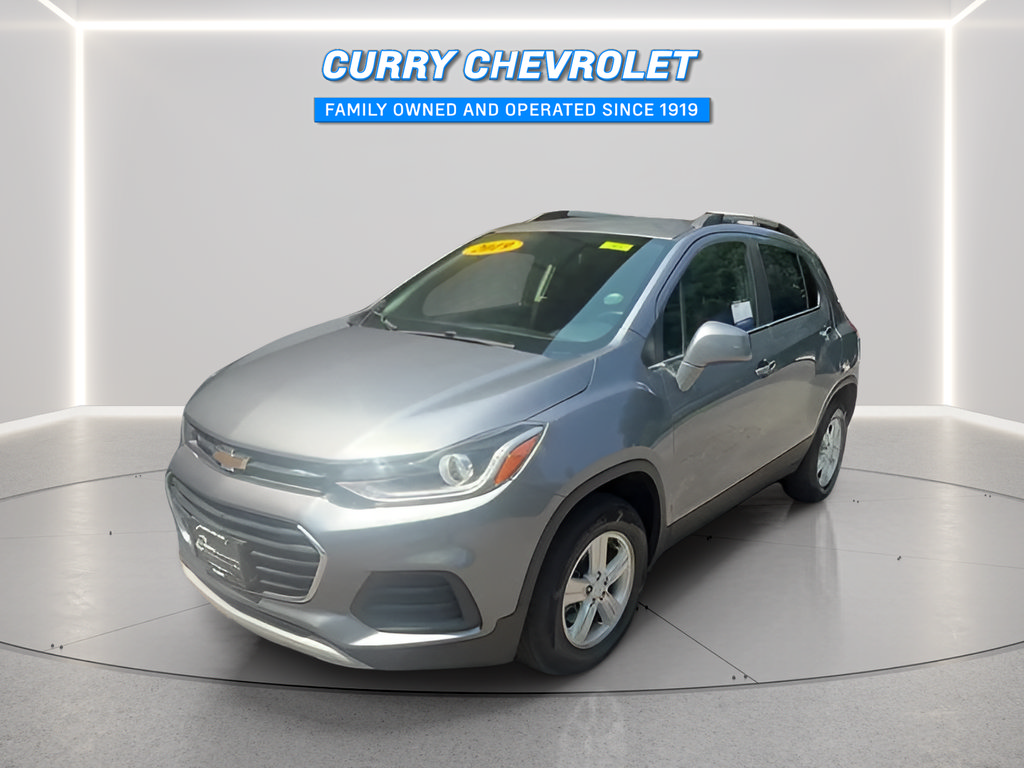 Used 2019 Chevrolet Trax LT w/ LT Convenience Package AWD/4WD image 3
