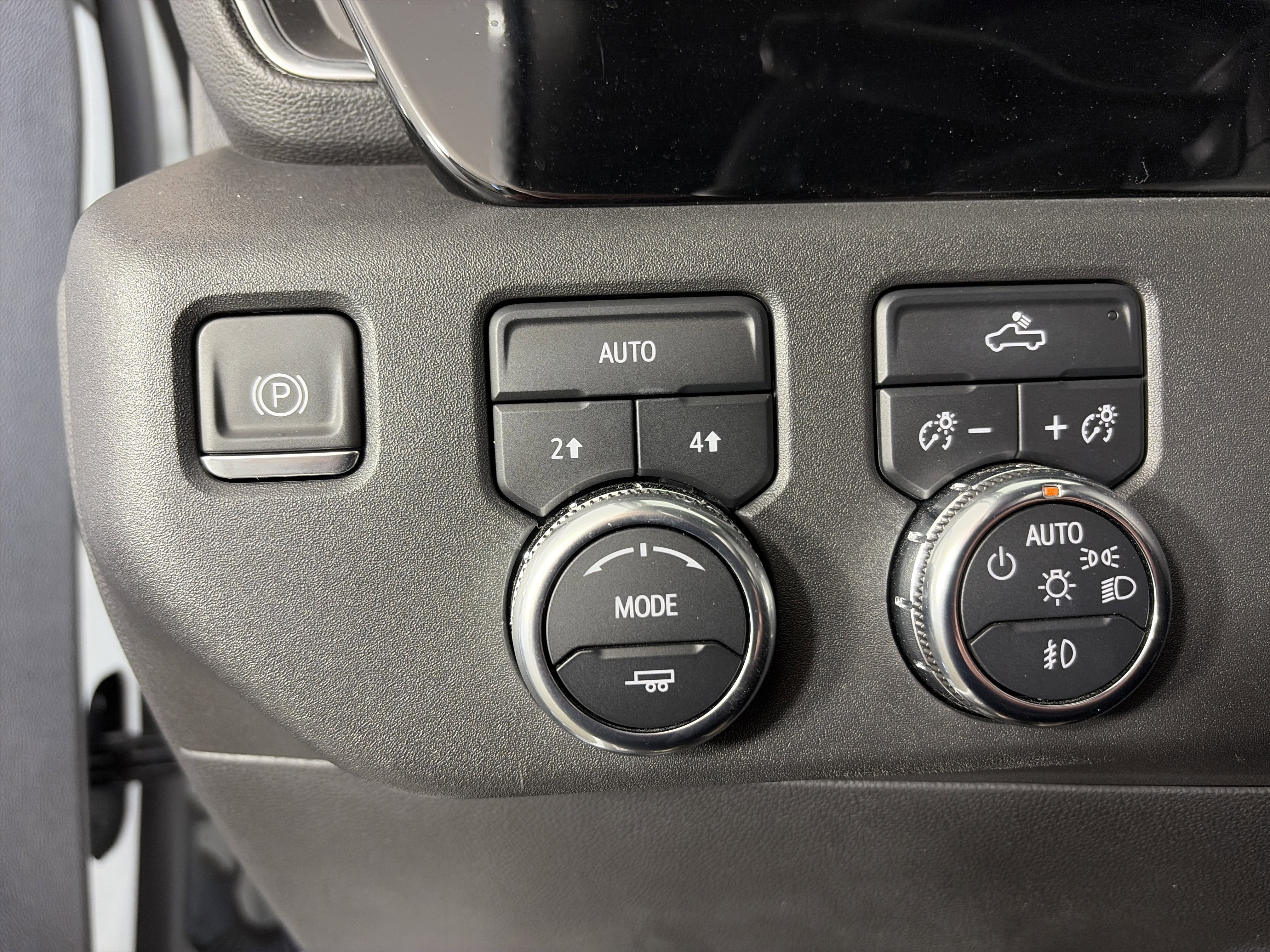 Used 2024 GMC Sierra 1500 Elevation image 29