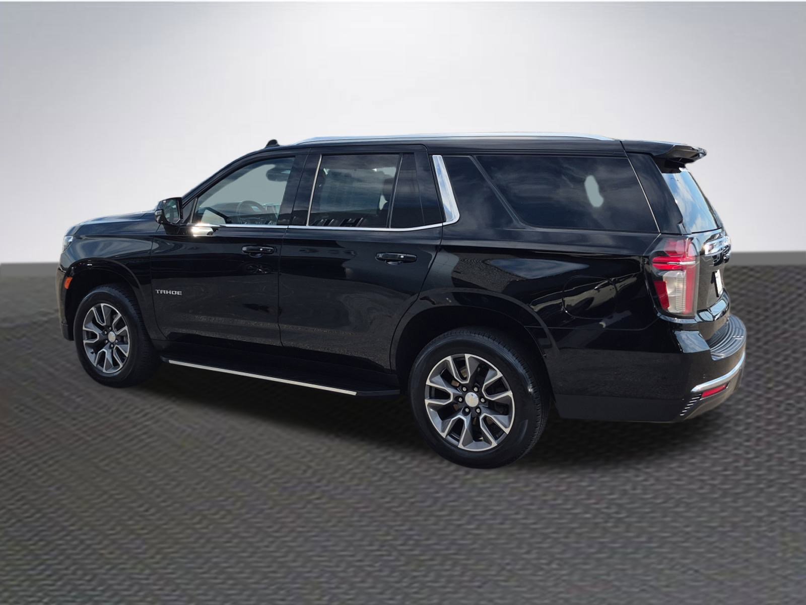 Used 2021 Chevrolet Tahoe LT w/ LT Signature Plus Package image 5