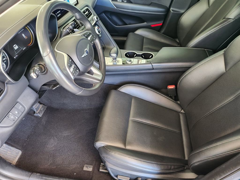 Used 2023 Genesis G70 2.0T RWD image 12
