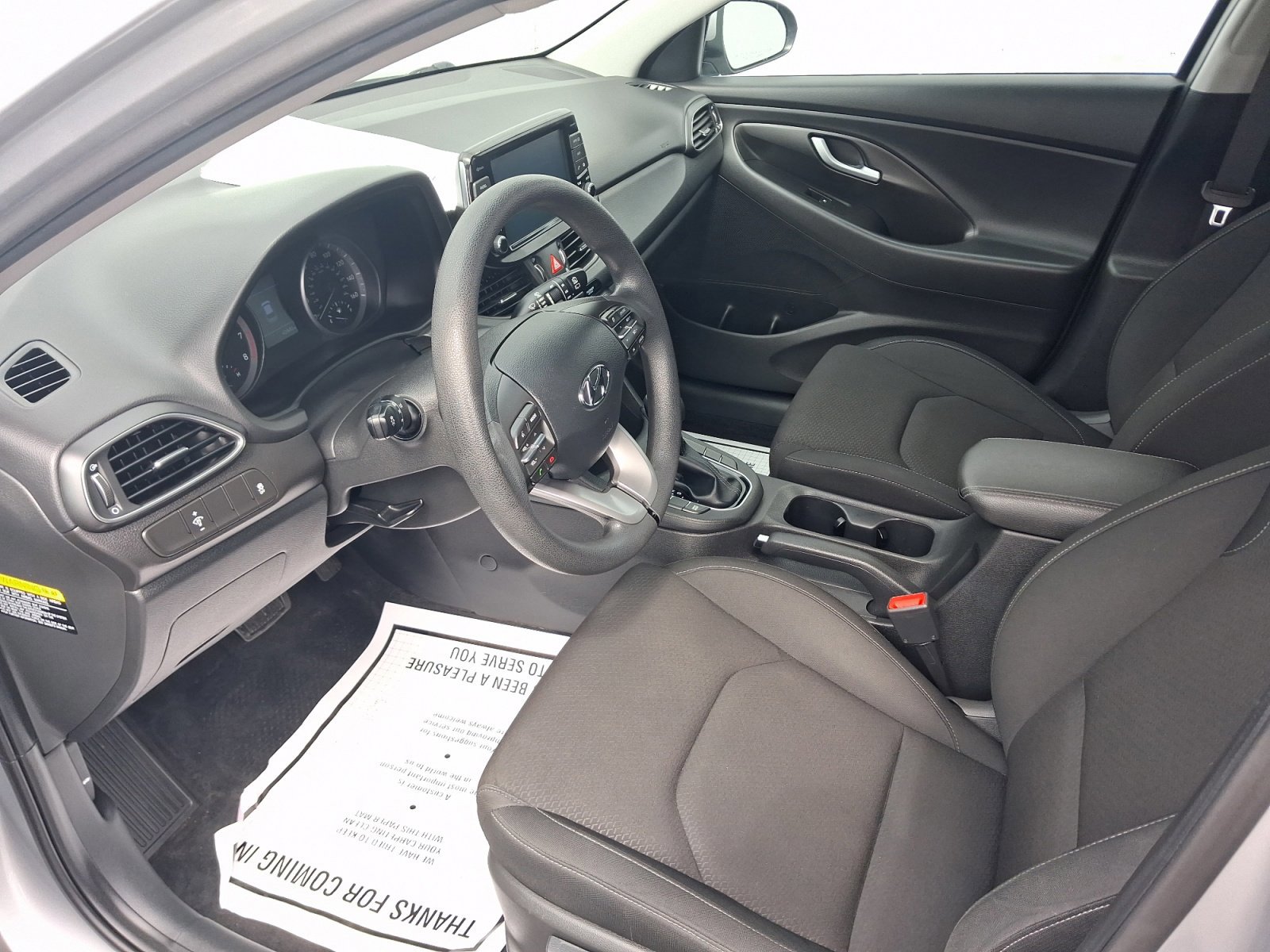 Used 2020 Hyundai Elantra GT FWD image 4