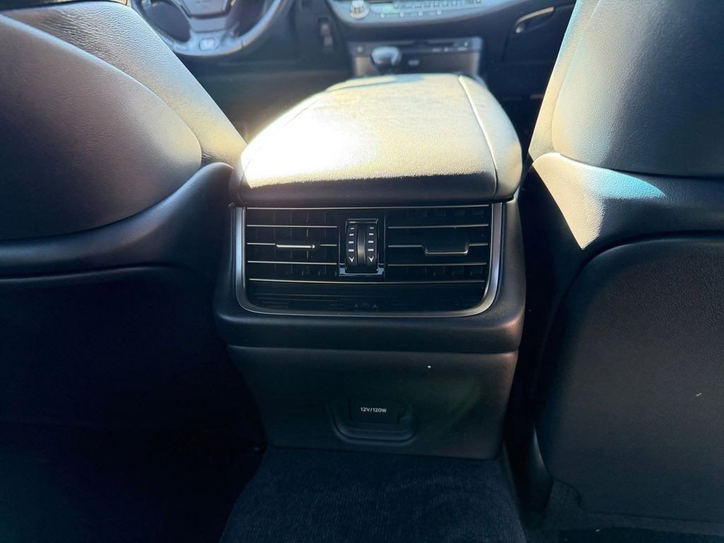 Used 2018 Lexus LS 500 F Sport w/ Performance Package image 28