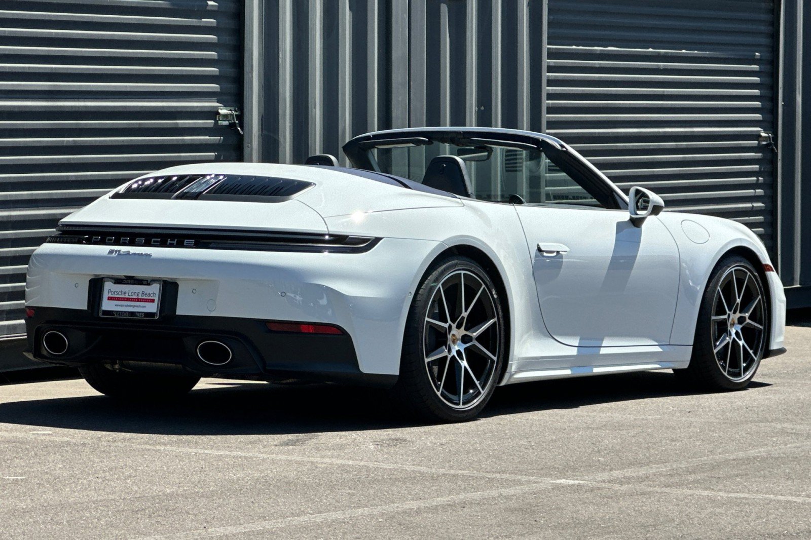 Certified 2025 Porsche 911 Carrera RWD image 8