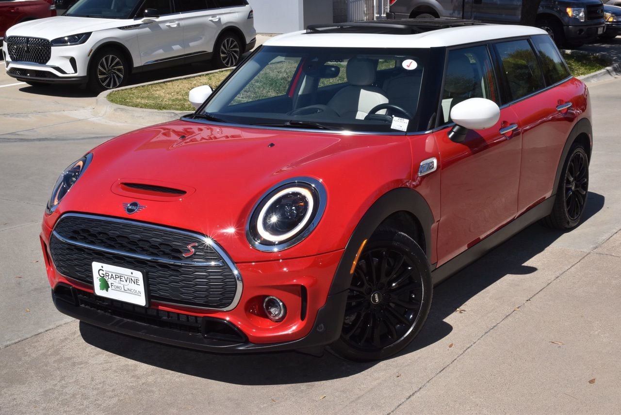 Used 2024 MINI Cooper Clubman S w/ Signature Upholstery Package FWD image 41
