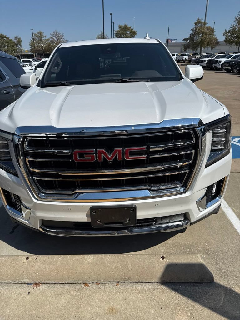 Used 2023 GMC Yukon SLT w/ SLT Luxury Package AWD/4WD image 9