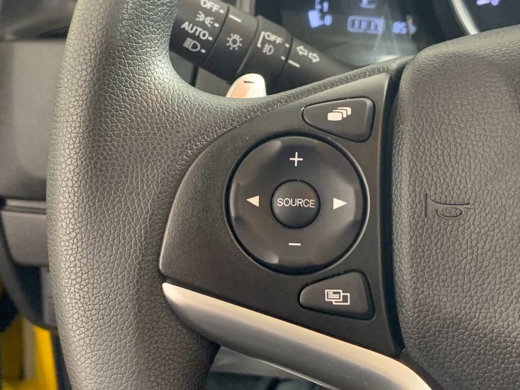 Used 2018 Honda Fit EX image 19