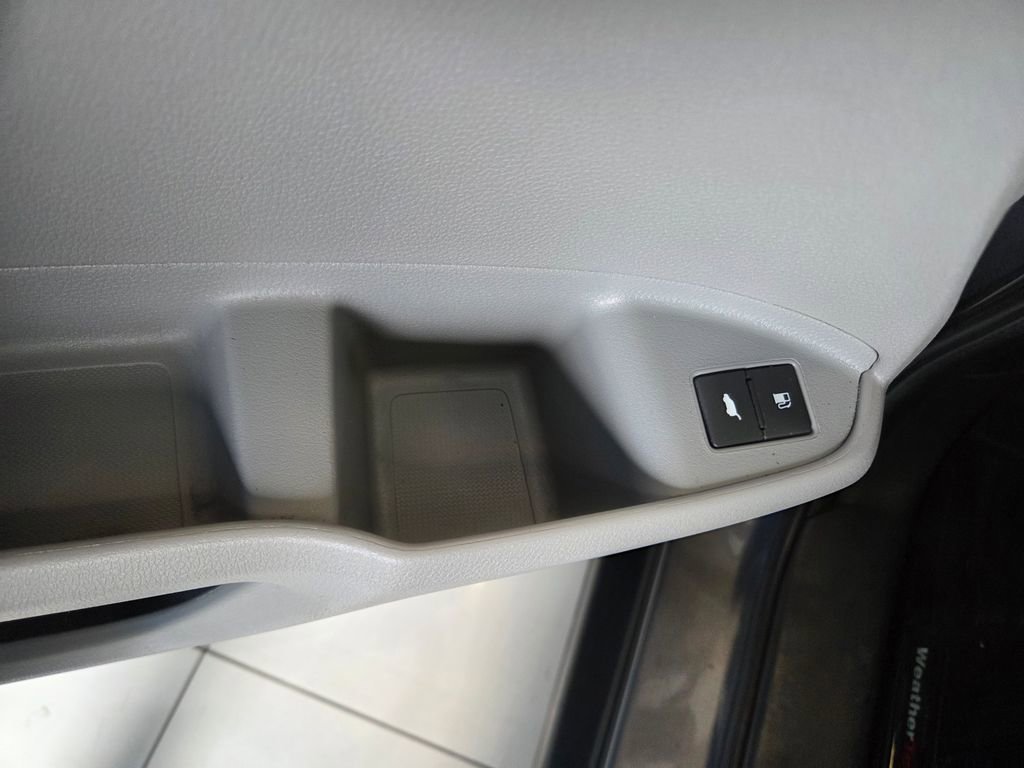 Used 2016 Honda Pilot EX-L image 17