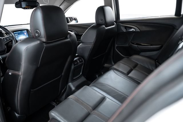 Used 2016 Chevrolet SS RWD image 19