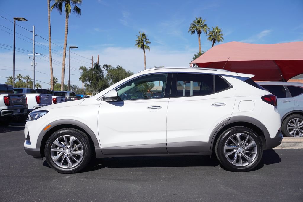 Certified 2021 Buick Encore GX Essence w/ Advanced Technology Package image 2