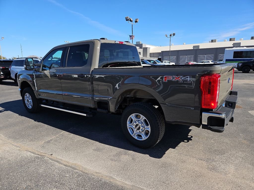New 2026 Ford F250 XLT w/ FX4 Off-Road Package image 8