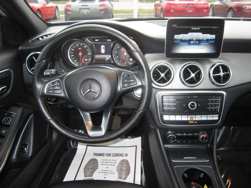 Used 2020 Mercedes-Benz GLA 250 4MATIC image 10