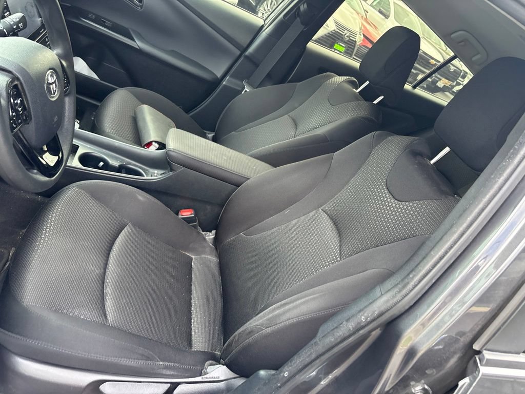 Used 2022 Toyota Prius LE FWD image 14