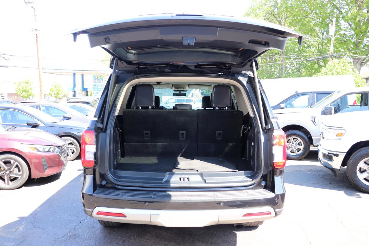 Used 2024 Ford Expedition XLT AWD/4WD image 59