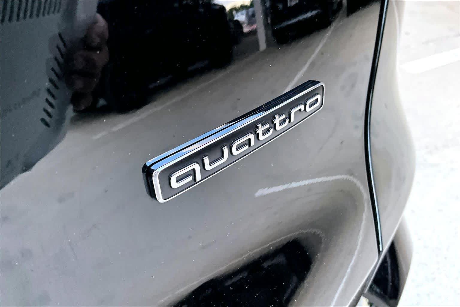 Used 2025 Audi Q5 Premium Plus w/ Premium Plus AWD/4WD image 10
