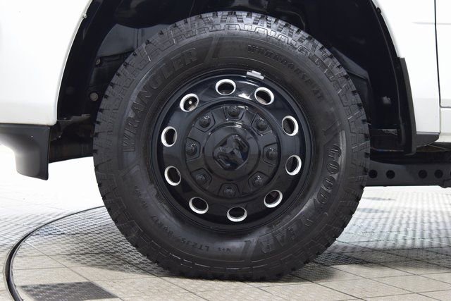 Used 2024 RAM 3500 Laramie w/ Night Edition AWD/4WD image 23