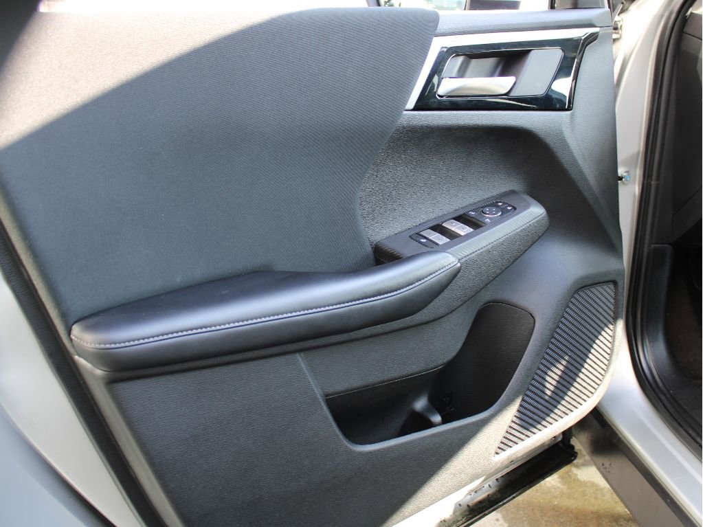 Used 2022 Mitsubishi Outlander ES image 6