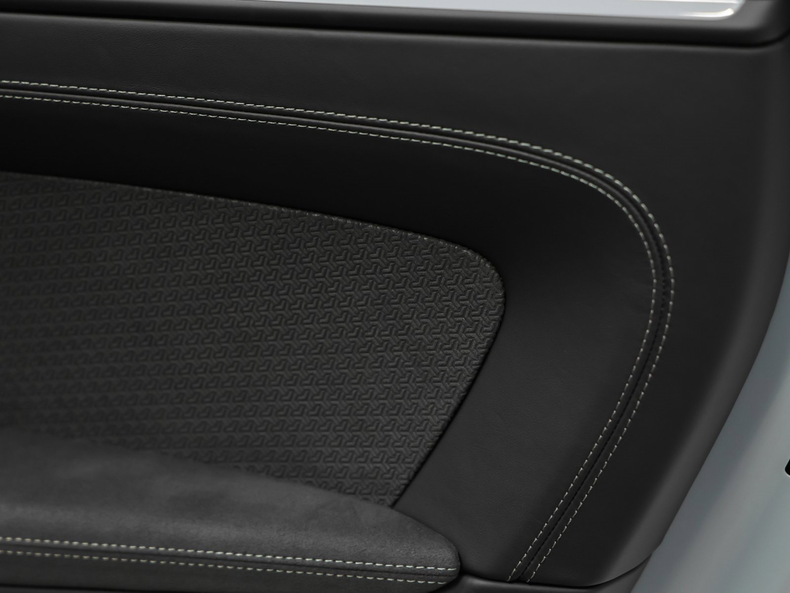 Used 2025 Porsche 911 Targa 4 GTS image 42