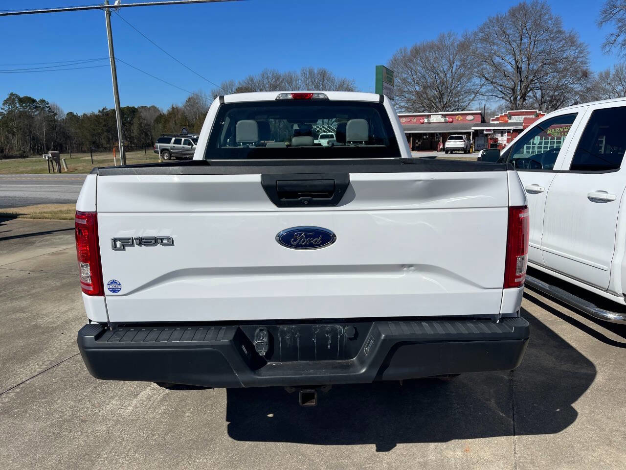Used 2017 Ford F150 XL w/ Equipment Group 101A Mid image 3
