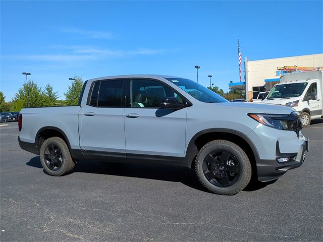 New 2026 Honda Ridgeline Black Edition image 2
