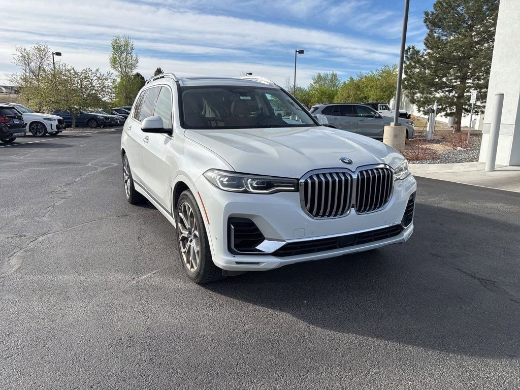 Used 2022 BMW X7 xDrive40i w/ Premium Package AWD/4WD image 7