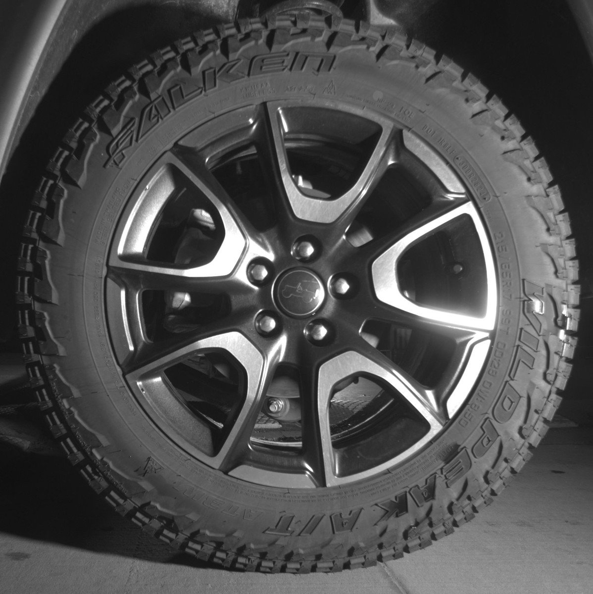 Used 2025 Jeep Compass Trailhawk image 14