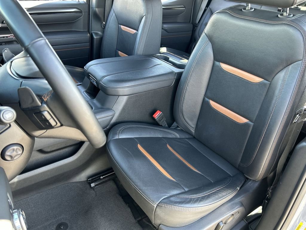 Used 2025 GMC Sierra 1500 AT4 image 19